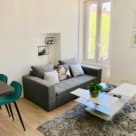 Bright & Modern Apartment In The Heart Of Antibes Exterior photo